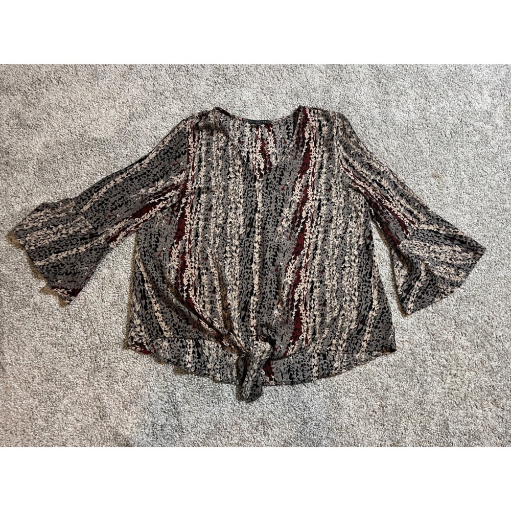 West Kei Womens Bell Sleeve Front Tie V-Neck Blouse Botanical Leaf Print TU41214